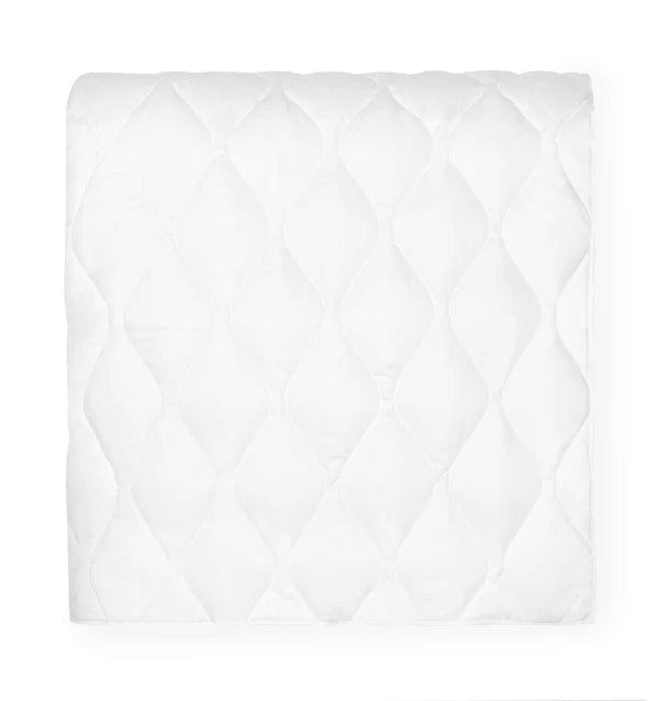 Arcadia Down Alternative Mattress Pad by Sferra