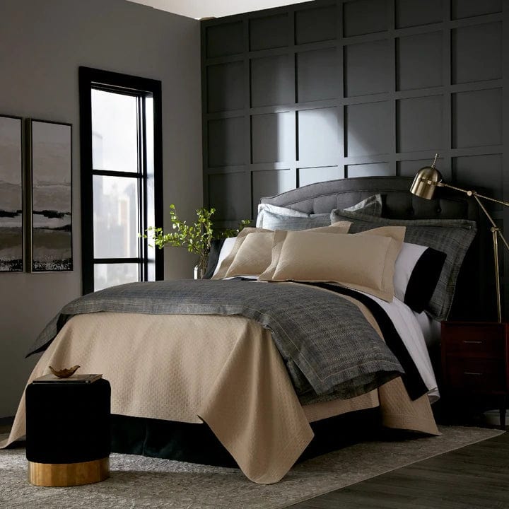 Coverlets Alyssa Matelassé Coverlet by Peacock Alley Twin 72x92 / Natural Peacock Alley
