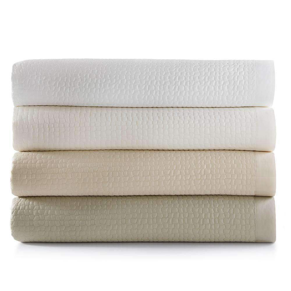 Coverlets Hamilton Quilted Coverlet by Peacock Alley Peacock Alley