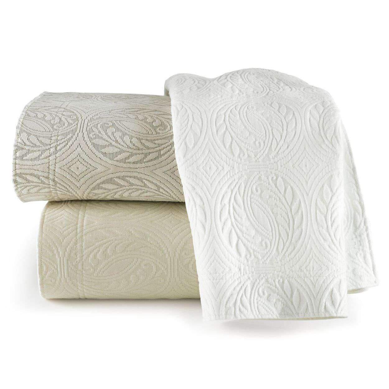 Coverlets Vienna Coverlet by Peacock Alley Peacock Alley