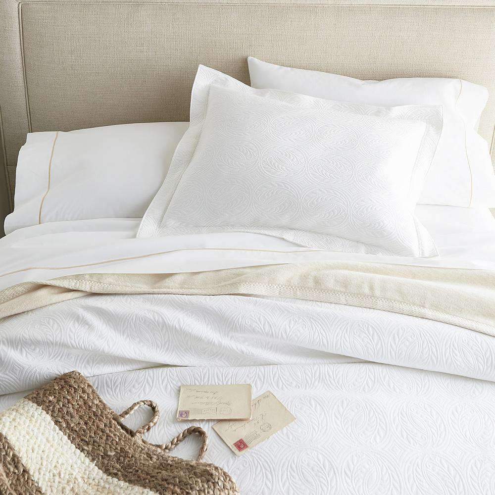 Coverlets Vienna Coverlet by Peacock Alley Peacock Alley