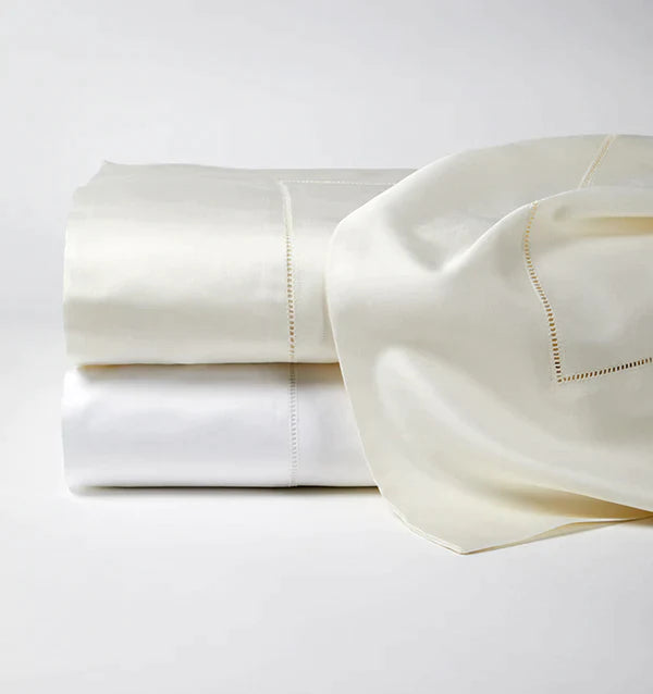 Milos Sateen Pillowcase Pair by Sferra