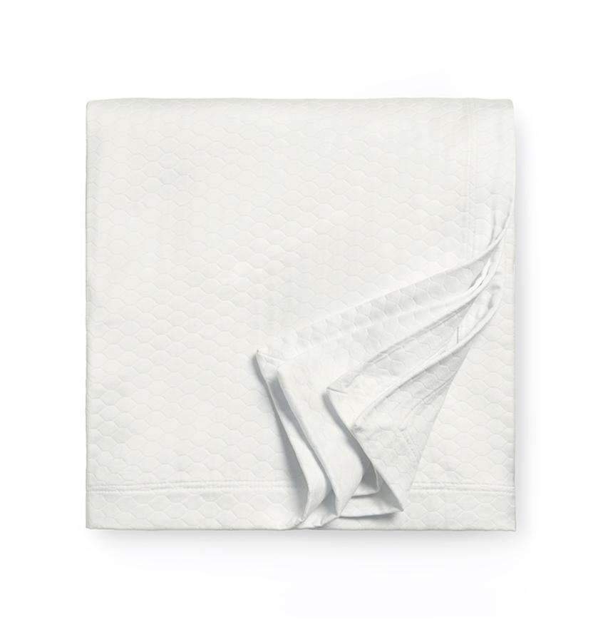 Coverlets Favo Coverlet by Sferra Twin 75x95 / Ivory Sferra