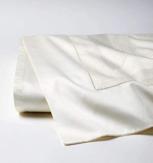 Flat Sheets Capri Flat Sheet by Sferra Queen 96x114 / Ivory Sferra