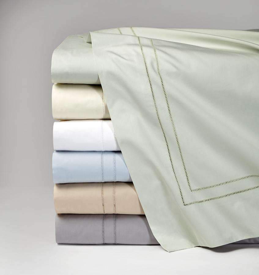 Flat Sheets Finna Flat Sheet by Sferra Sferra