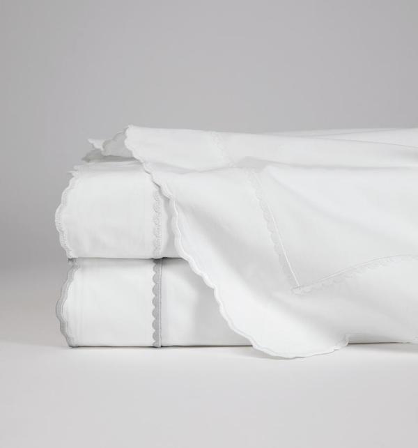 Flat Sheets Pettine Flat Sheet by Sferra Sferra