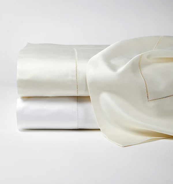 Milos Pillowcase Pair by Sferra
