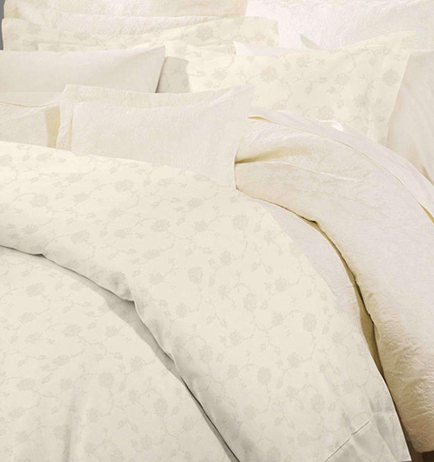 Shams Giza 45 Jacquard Sham by Sferra Sferra