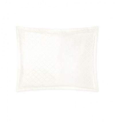 Shams Giza 45 Quatrefoil Sham by Sferra Boudoir / Ivory Sferra